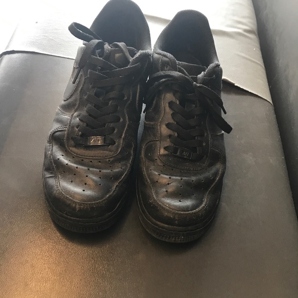 Triple Black Air Force 1 slightly worn - Picture 1 of 3